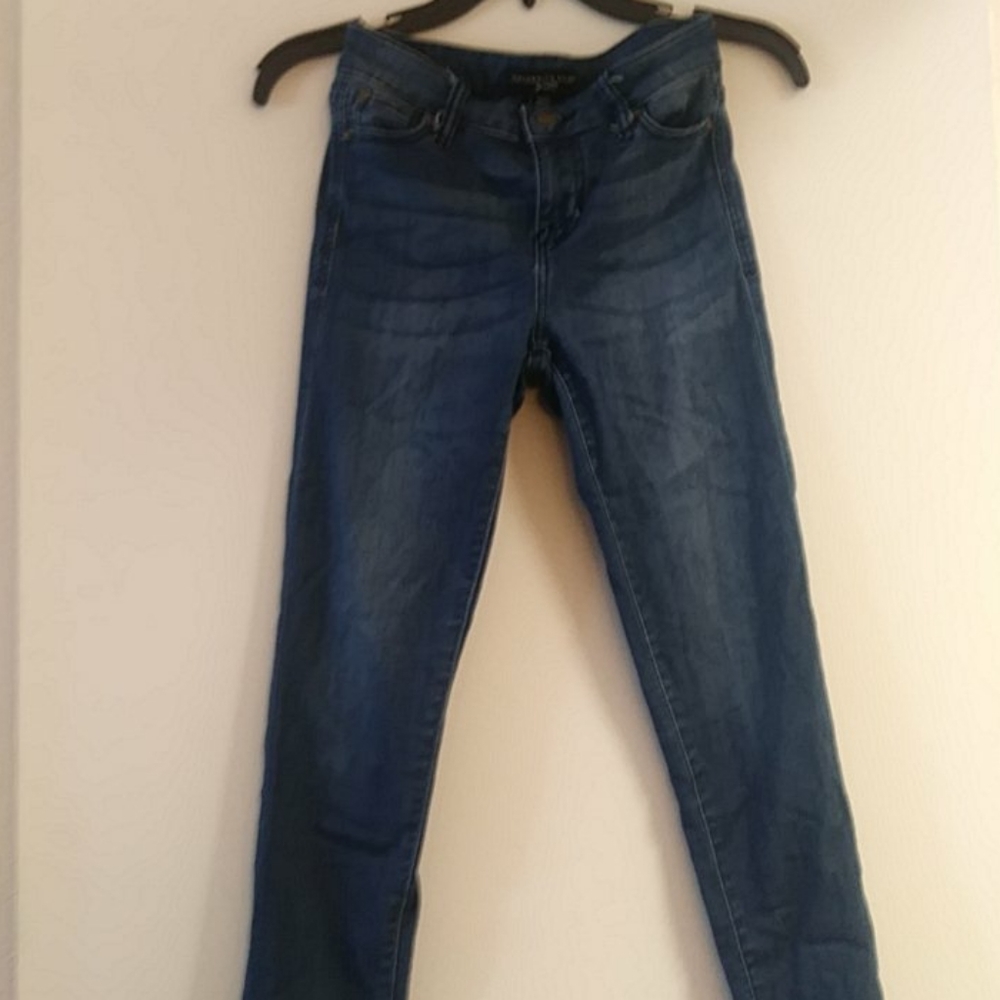 Dark blue pants